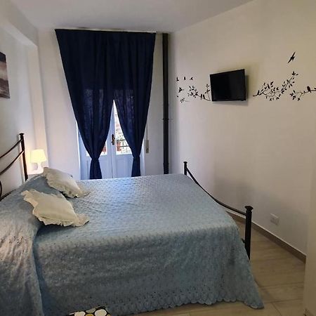דירות קסטלמולה Casa Enrico מראה חיצוני תמונה